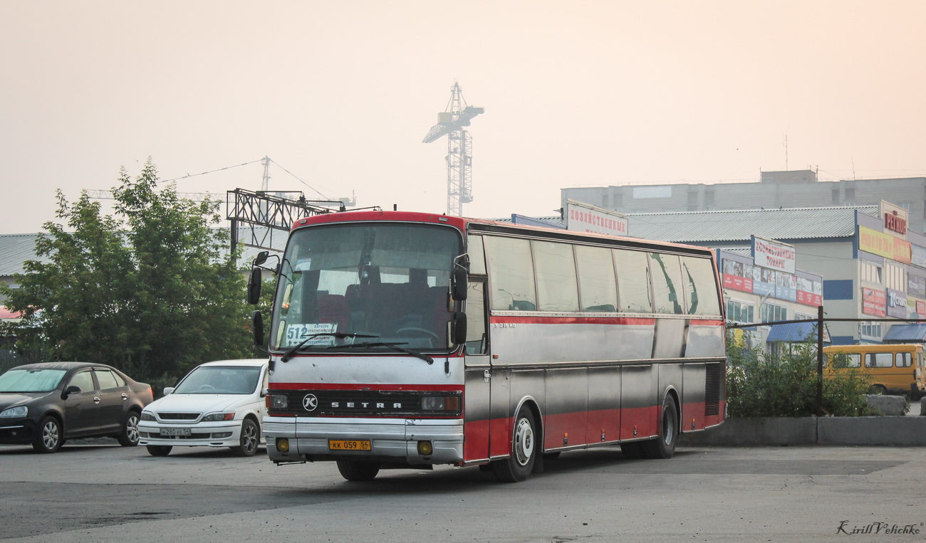 Автобус новосибирск карасук. Автобуса 512 (Карасук - Новосибирск). Сайт Карасукского автовокзала. Бухмиллер автобус Карасук Новосибирск. Автобус Карасук Фотобус.