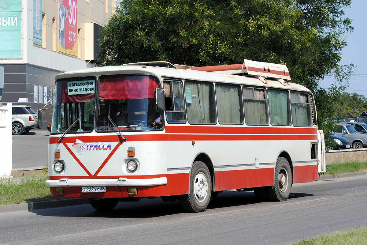 Автобус 9 евпатория маршрут. В733хк82.