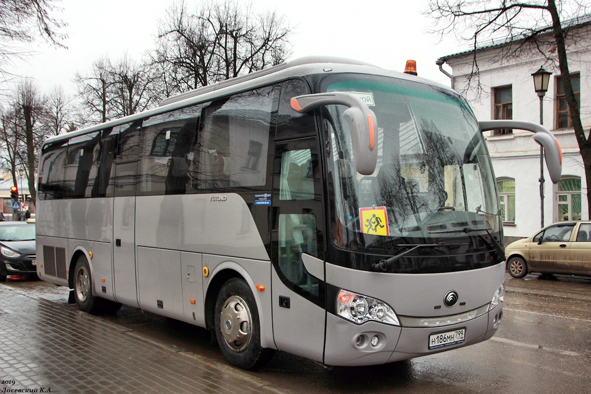 Автобус Yutong zk6938hb9