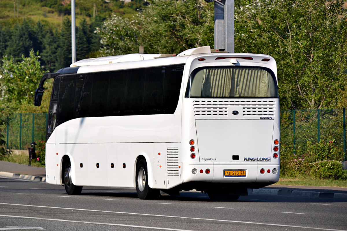 King 47. King long xmq6127c. King long xmq6127c m (47). Кинг Лонг 47 автобус. King long xmq6520e.