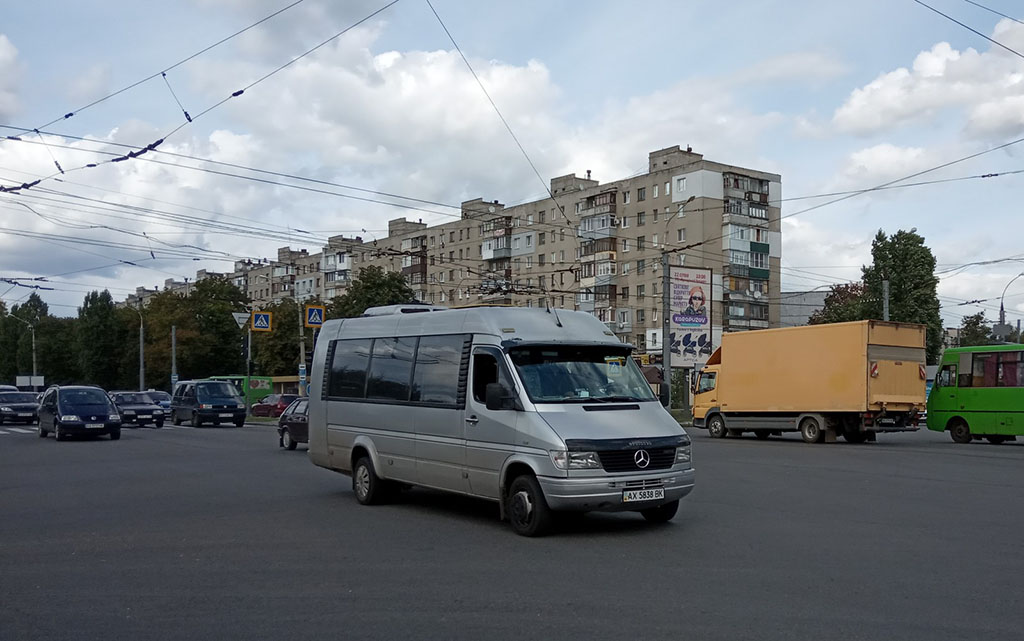Kharkov region, Starbus # AX 5838 BK