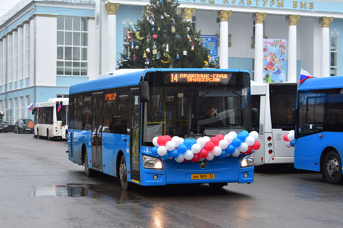 Автобус 637 бибирево. Брянская область ЛИАЗ-4292.60. 637 Автобус. Автобус 637 маршрут. Синий 637 автобус.