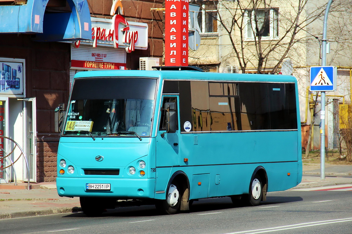 Автобус 1 45. ЗАЗ a07a1 i-van. I-van a07a Одесса. ЗАЗ a07a1 i-van 2023. I-van a07a-30.